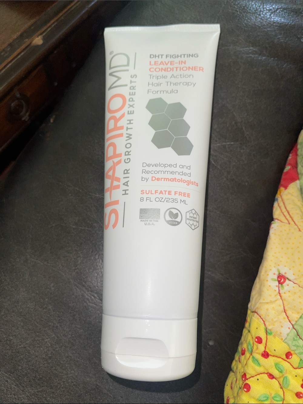 New DHT Fighting Shapiro Leave-In Conditioner - White